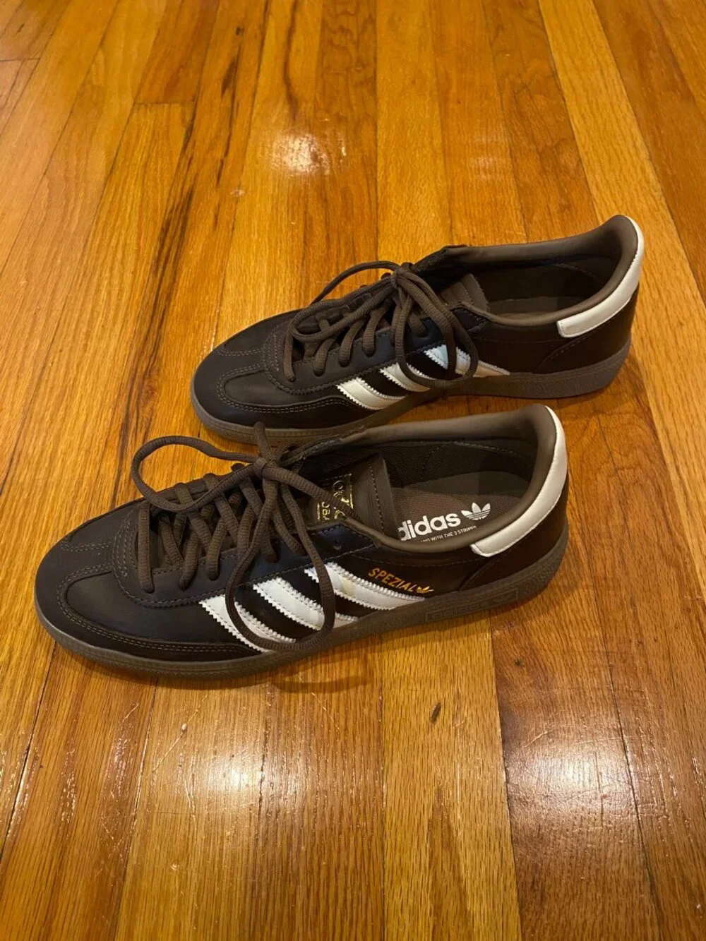 Mens 8 / Womens 9 adidas spezial brown white earth strata KI8581